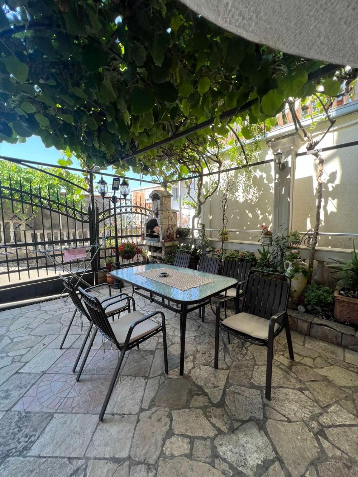 Apartments Moracanin Sutomore Exterior foto